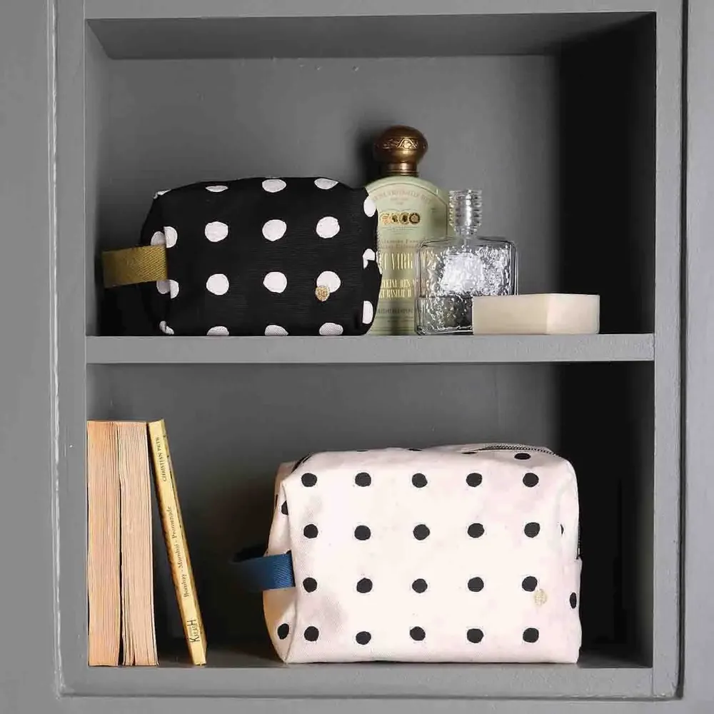 Clutches - Toiletry bag Mia Caviar S 18 X 22 X 8 - LA CERISE SUR LE GATEAU