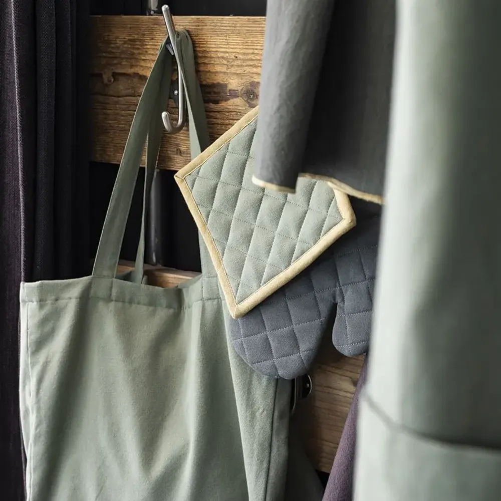 Potholders - Set of Recycled Oven Mitt/Pot Holder Grace Matcha 15 X 32 - MAISON VIVARAISE - SDE VIVARAISE WINKLER