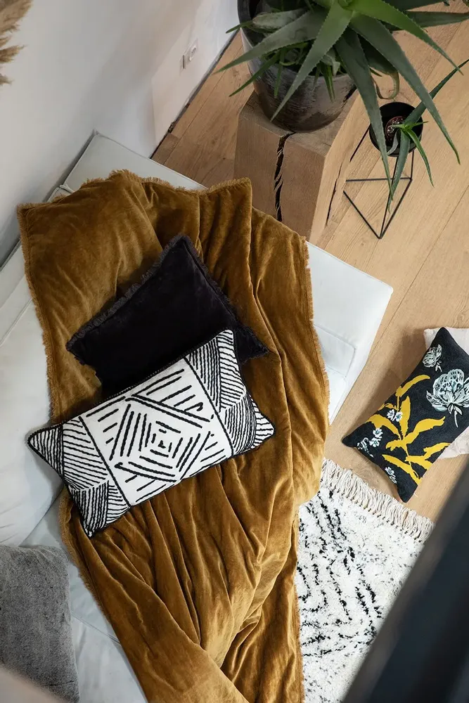 Linge de lit - Jeté uni Fara Lin 260 x 260 - MAISON VIVARAISE - SDE VIVARAISE WINKLER