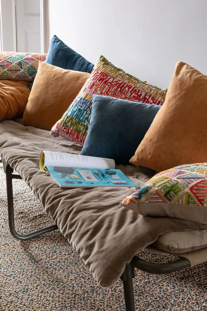 Throw blankets - Elise Knotted Dots Throw Blanket Camel 140 X 200 - MAISON VIVARAISE - SDE VIVARAISE WINKLER