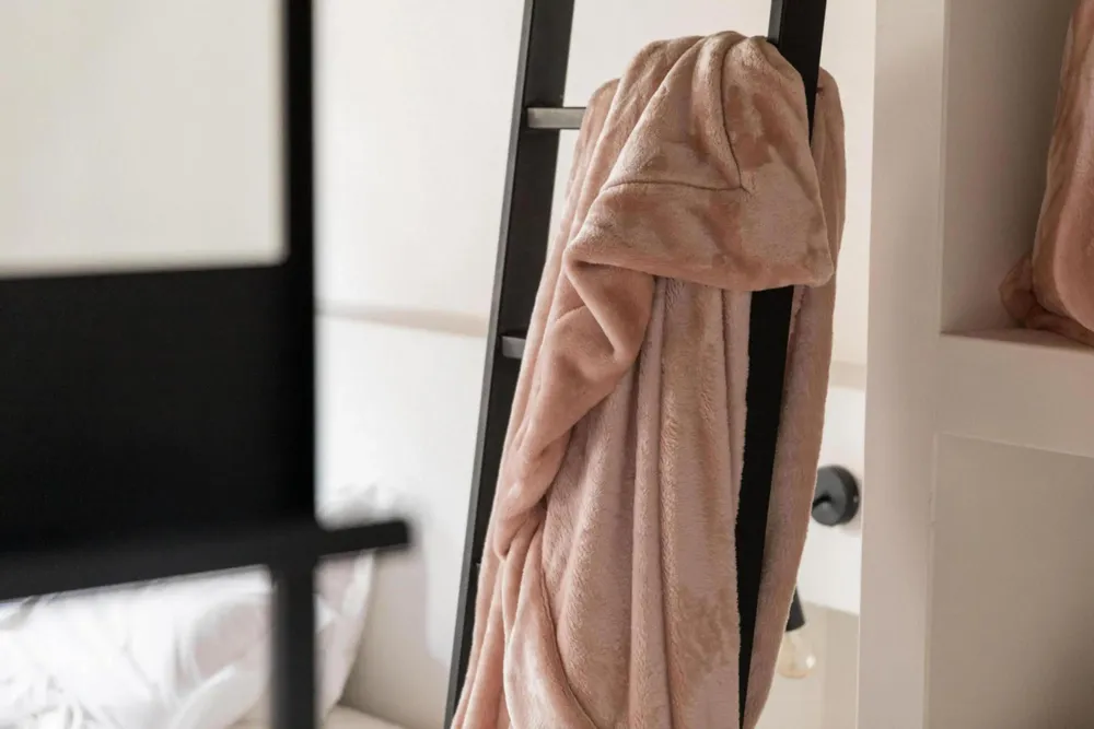 Plaids - Plaid Tender Aubepine 150 x 200 - MAISON VIVARAISE - SDE VIVARAISE WINKLER