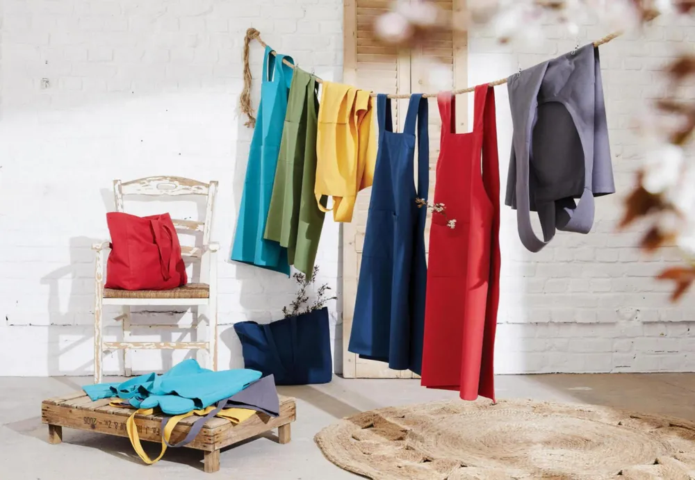 Tabliers de cuisine - Tablier de cuisine Gen Rouge Recyclé 120 x 85 - MAISON VIVARAISE - SDE VIVARAISE WINKLER