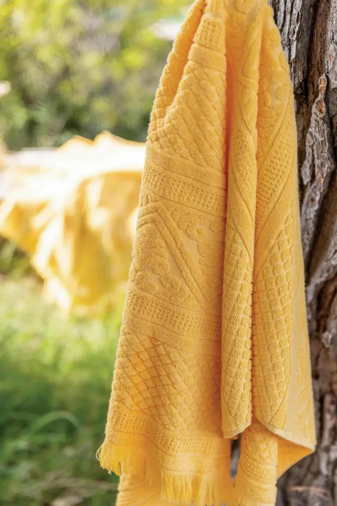 Serviettes de bain - Drap de bain uni Zoe Mimosa 100 x 180 - MAISON VIVARAISE - SDE VIVARAISE WINKLER