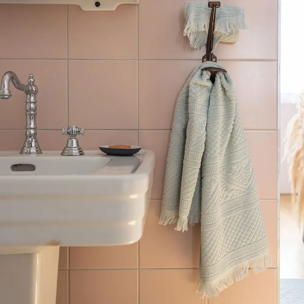 Serviettes de bain - Serviette invité uni Zoé Jade 30 x 50 - MAISON VIVARAISE - SDE VIVARAISE WINKLER