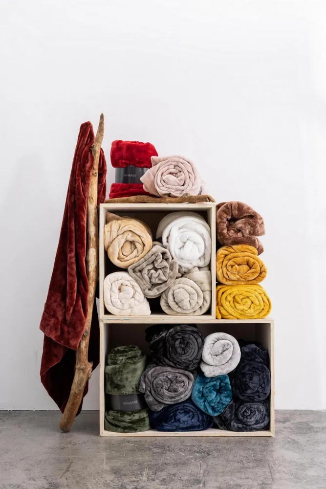 Throw blankets - Tender Throw Blanket Neige 150 X 200 - MAISON VIVARAISE - SDE VIVARAISE WINKLER