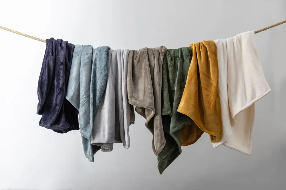 Bed linens - Michka Bed Throw Neige 220 X 240 - MAISON VIVARAISE - SDE VIVARAISE WINKLER