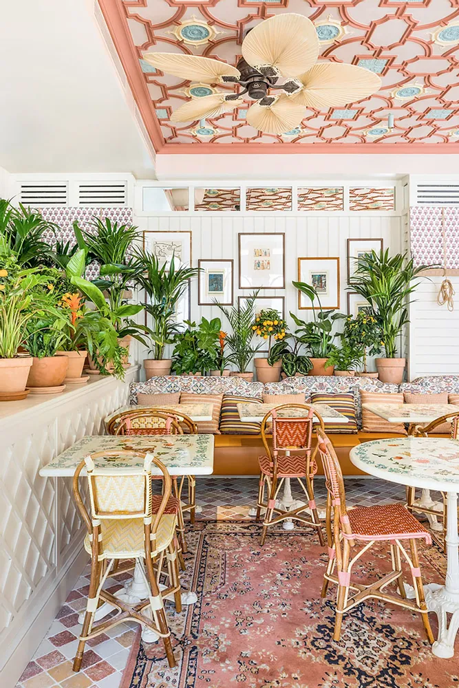 Tables pour hôtels - CONTRAT - CERAMICARTE DERUTA