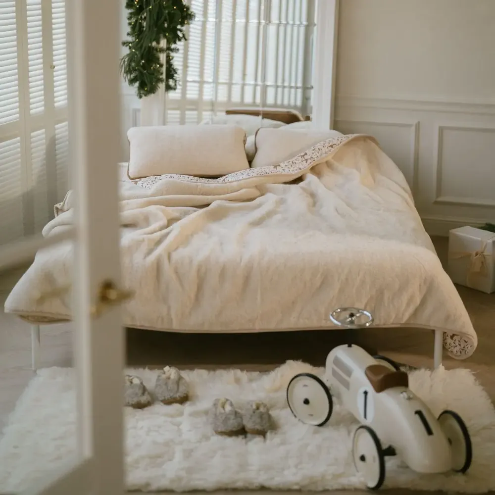 Bed linens - PURE WOOL BLANKETS - FLOKATI WOOL PRODUCTS LITUANIE