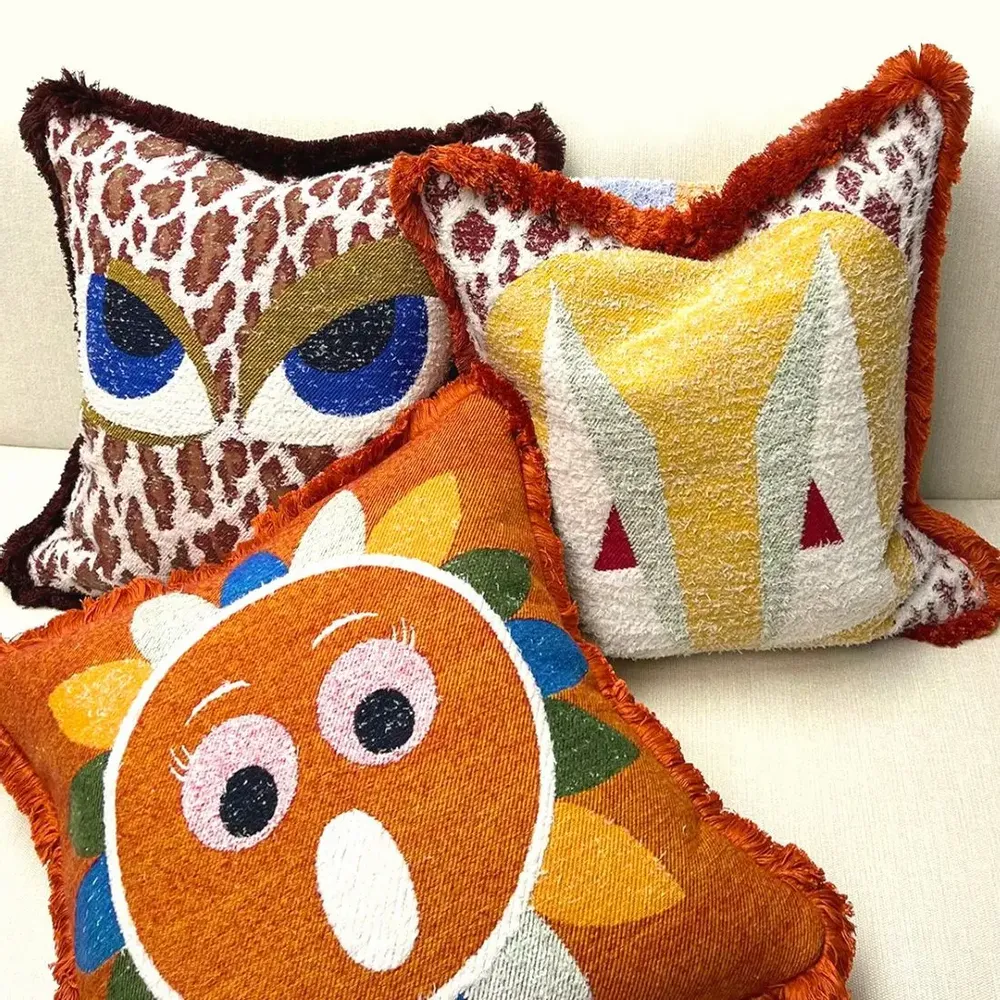 Cushions - VISAGE YETI COLLECTION - JPDEMEYER&CO