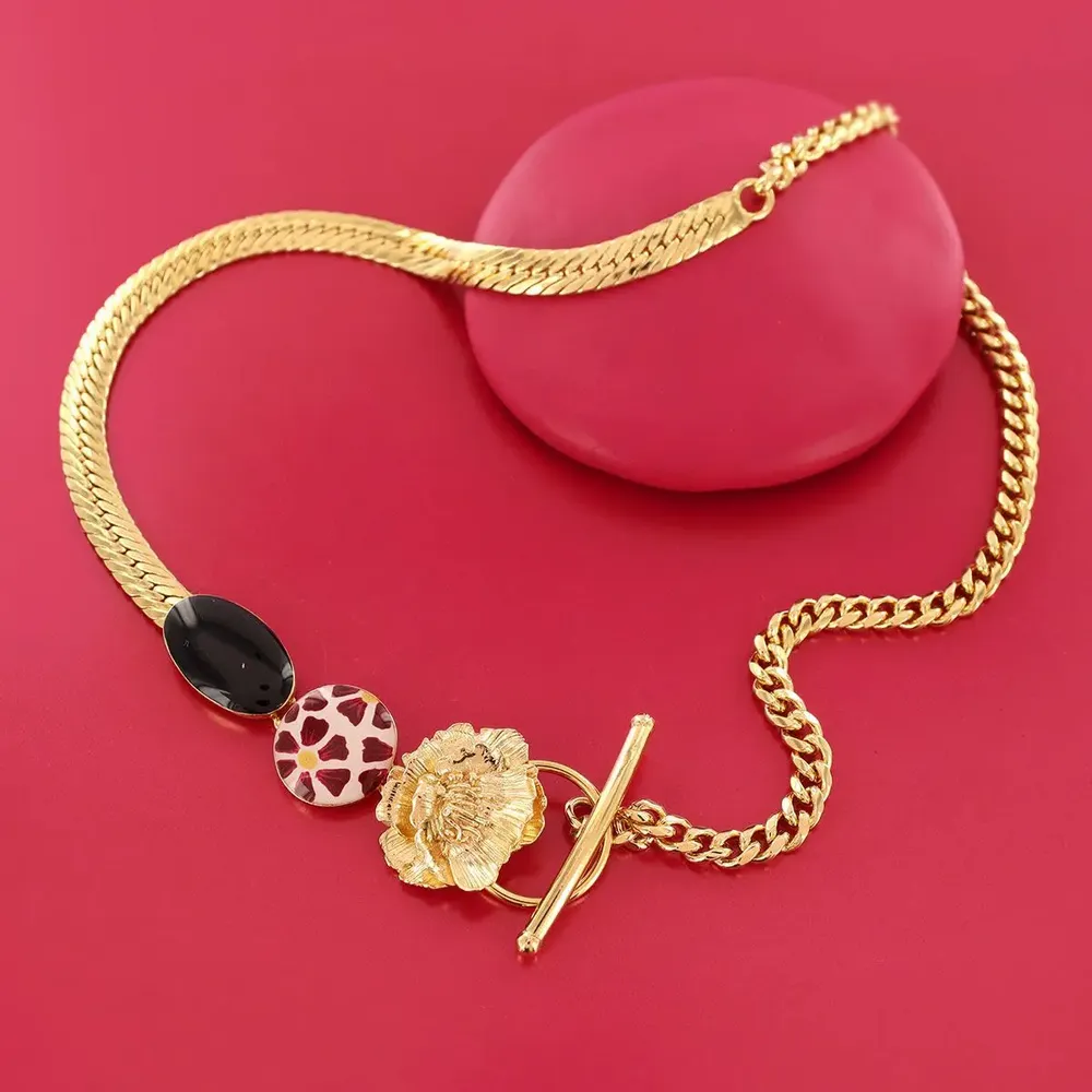 Bijoux - COLLIER MAGNOLIA COULEUR DORE ROUGE - TARATATA BIJOUX