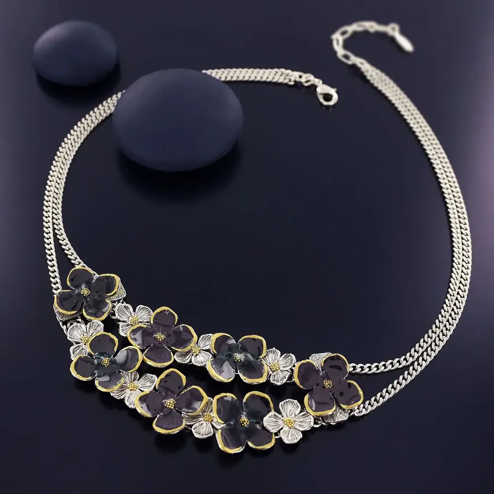 Jewelry - SILVER AND PLUM HYDRANGEA NECKLACE - TARATATA BIJOUX