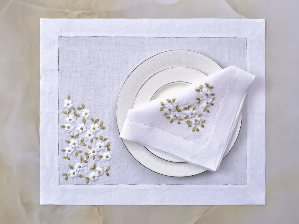 Table linen - Hand Embroidered Acacia - DREAMSPACES