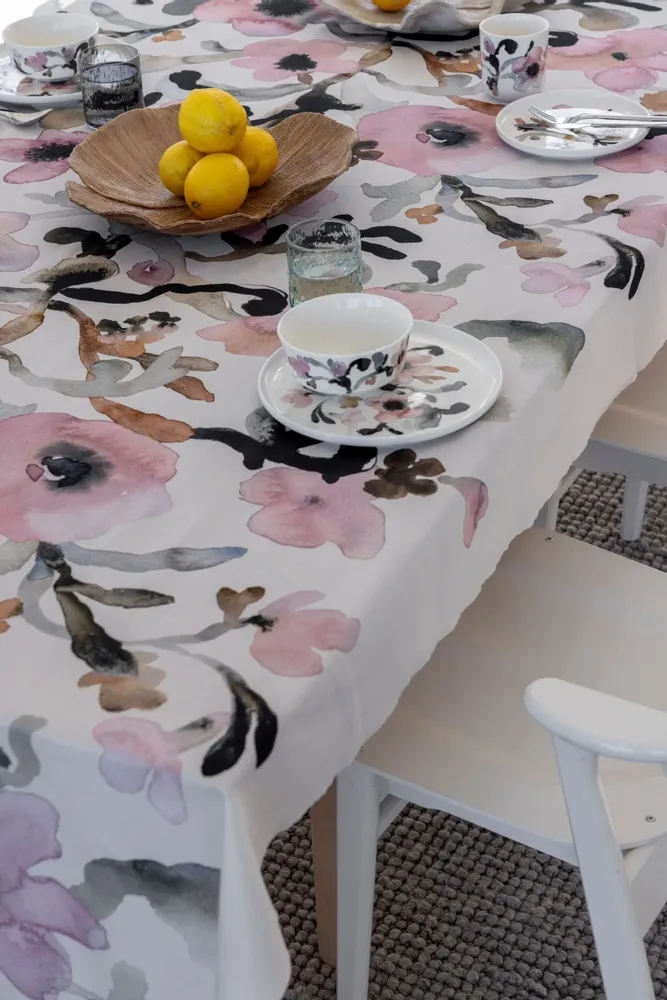 Linge de table textile - Nappe Ruusumalva Rose 145 x 250 cm - PENTIK