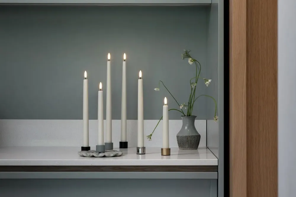 Objets design - Soft-Fit Cap Base LED Classic Taper Candles - UYUNI LIGHTING