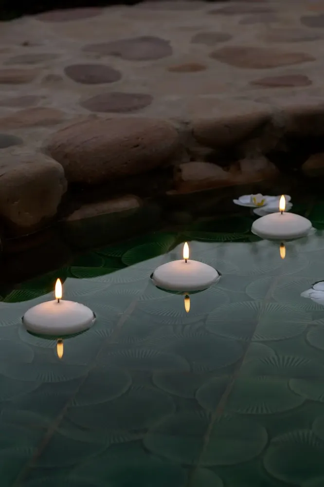Accessoires de déco extérieure - LED Floating Candles - UYUNI LIGHTING