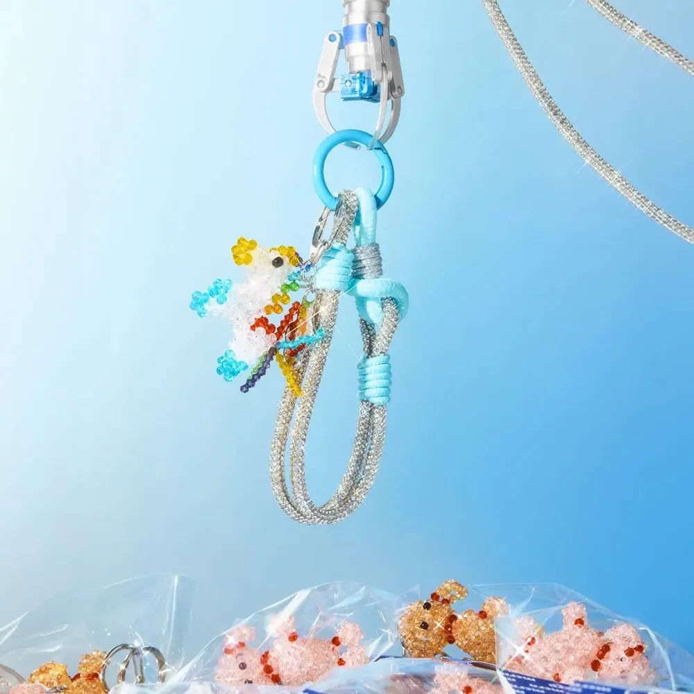 Travel accessories - Shining Blossom dragonne pour téléphone - MCRN