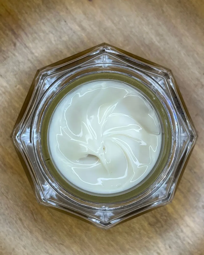 Parfums pour soi et eaux de toilette - L'Art du Portrait - Crème Hydratation Intense - HYLÉRIA