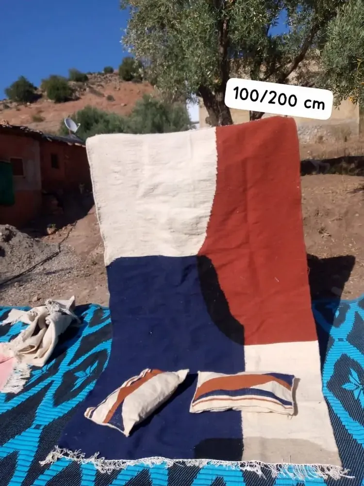 Autres tapis - kilim et coussins berberes - IZDWAN