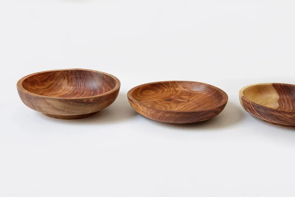 Platter and bowls - \" OFFERING\” Tableware and bathroom - TAKECAIRE