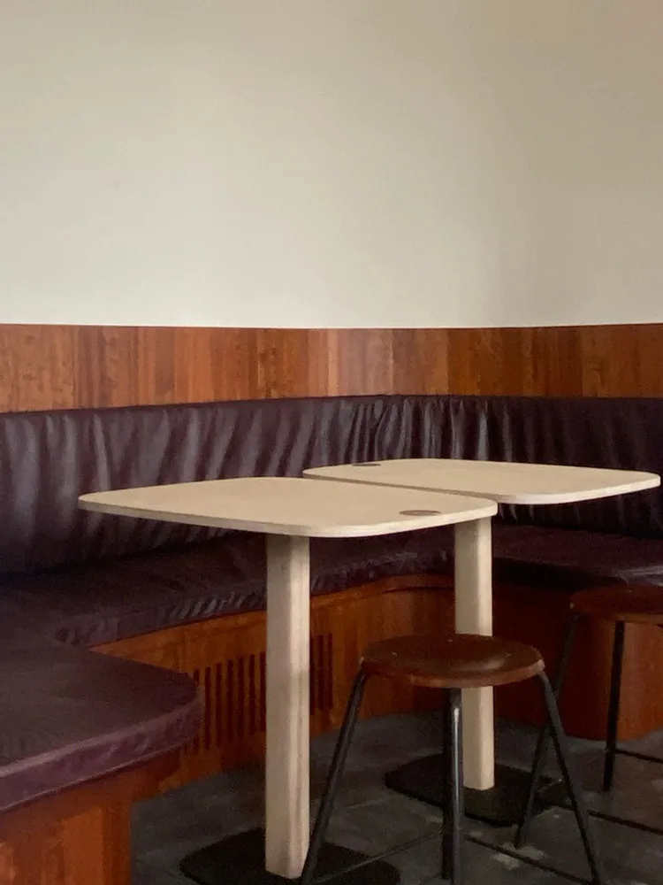 Office furniture and storage - T'ALPH table • bistrot & low dining - FEELGOOD DESIGNS