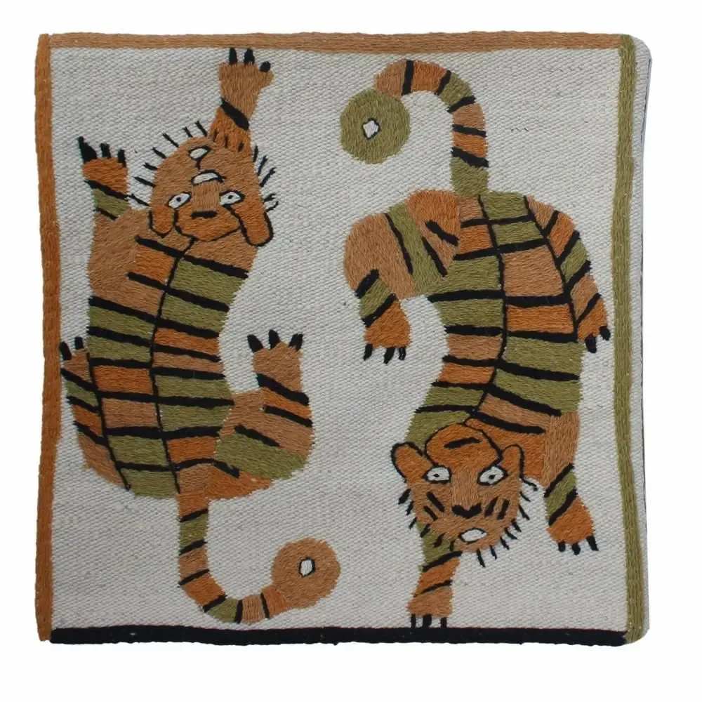 Decorative objects - Kilims, Rugs, Cushions, Stools - ORNATE