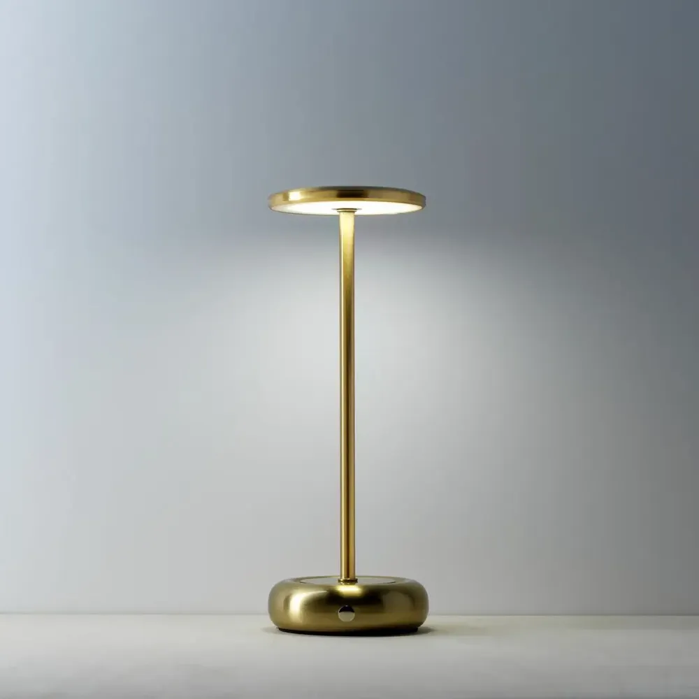 Lampes à poser - La Lampe De Table Led Smooth Operator - BAZAR BIZAR LIVING