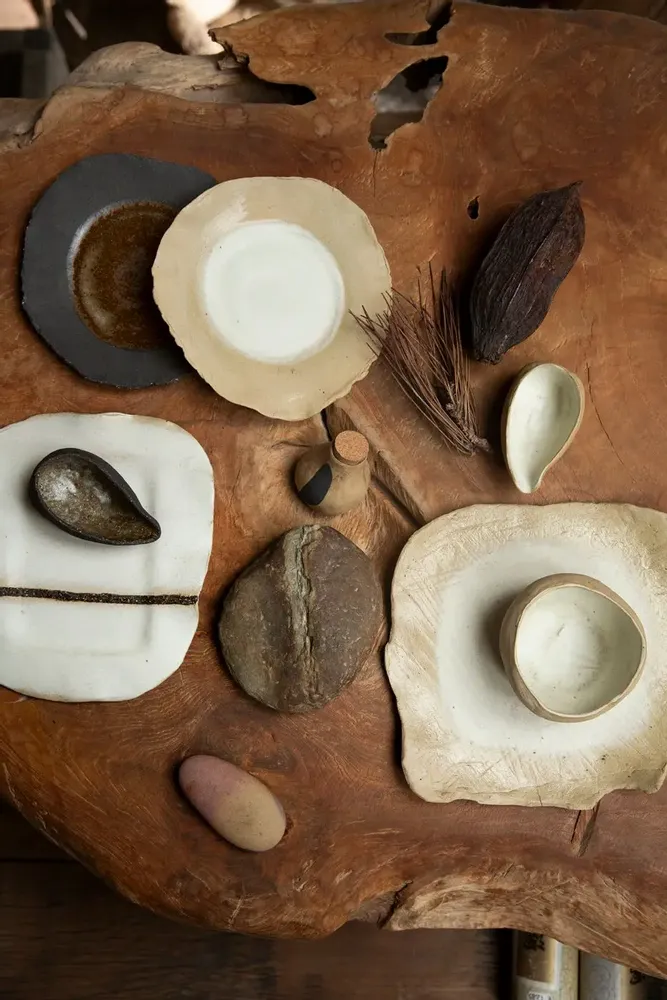 Formal plates - Ode to Earth collection - tableware - BELGIUM IS DESIGN