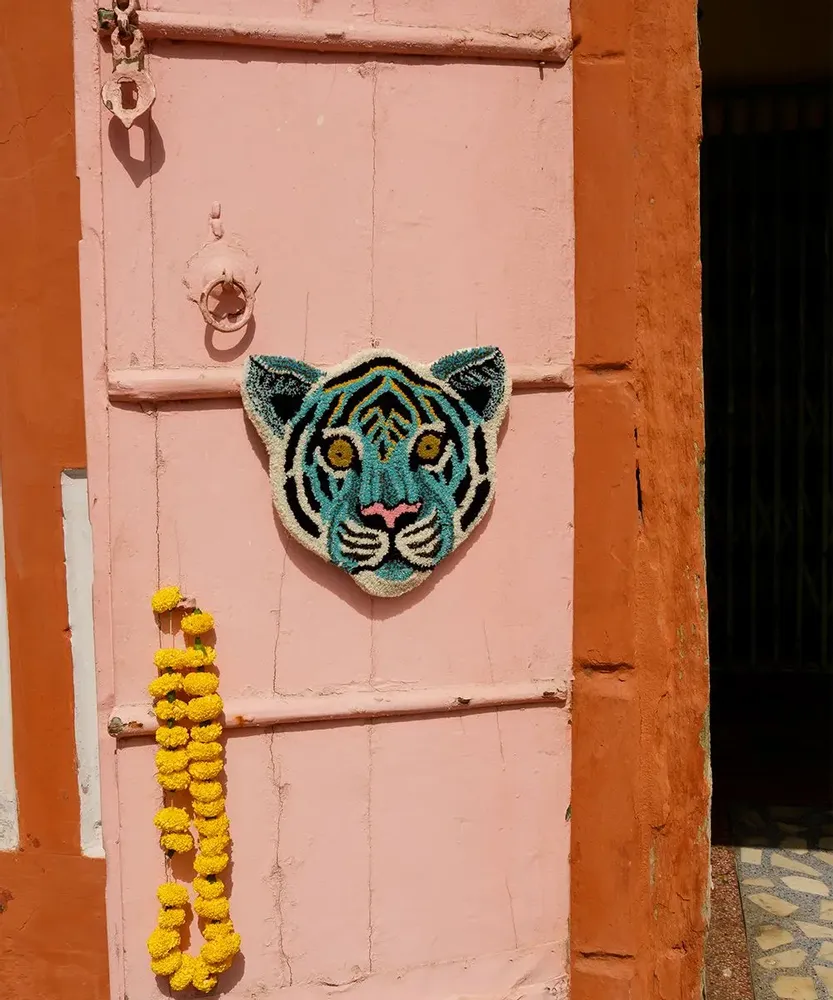 Contemporary carpets - Tapis Amis - DOING GOODS