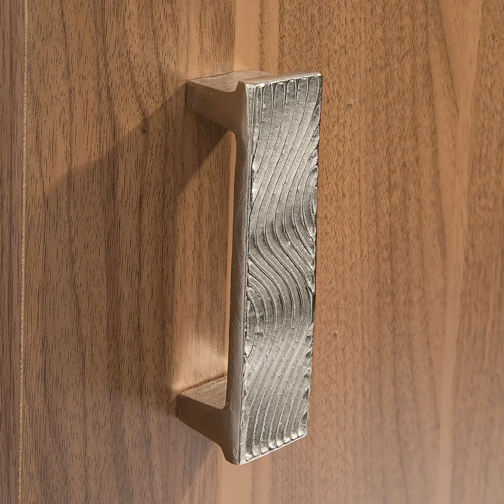 Quincaillerie d'art revêtement - ONDES Poignée de tirage - OBJET INSOLITE