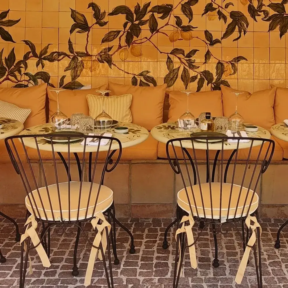 Tables de jardin - Table classique pour restaurants - GRANDI MAIOLICHE FICOLA