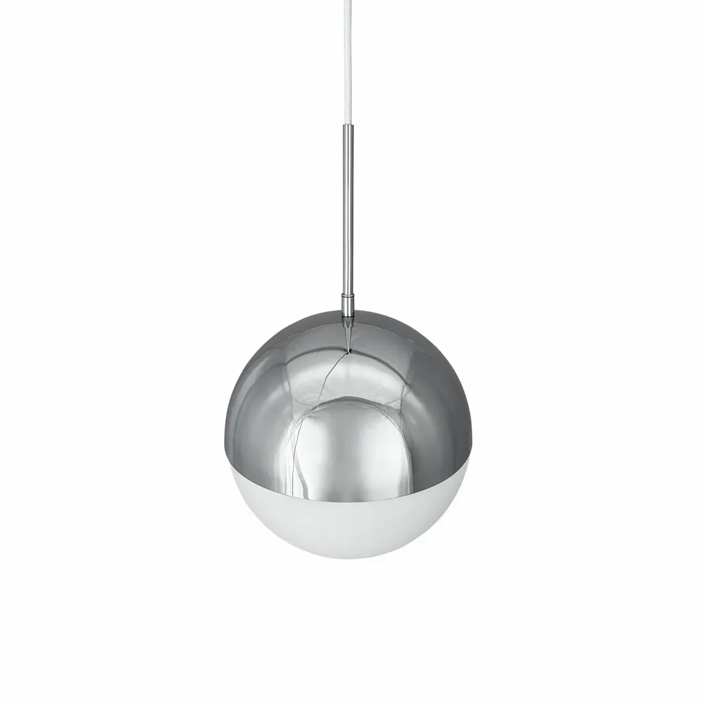 Suspensions - Lampe suspendue Nova D25 opale/chromée - DYBERG LARSEN