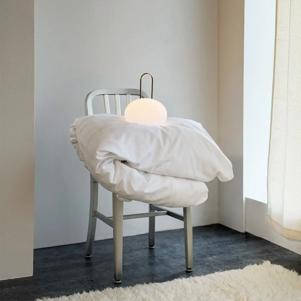 Lampes de table - Ellipse d'extérieur avec poignée en laiton LED rechargeable - DYBERG LARSEN