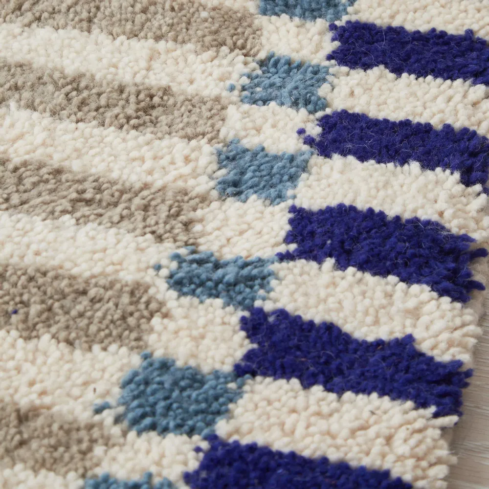 Tapis sur-mesure - Tapis Linhas pour chambres d'enfants, faits main au Maroc - CASA AMAR