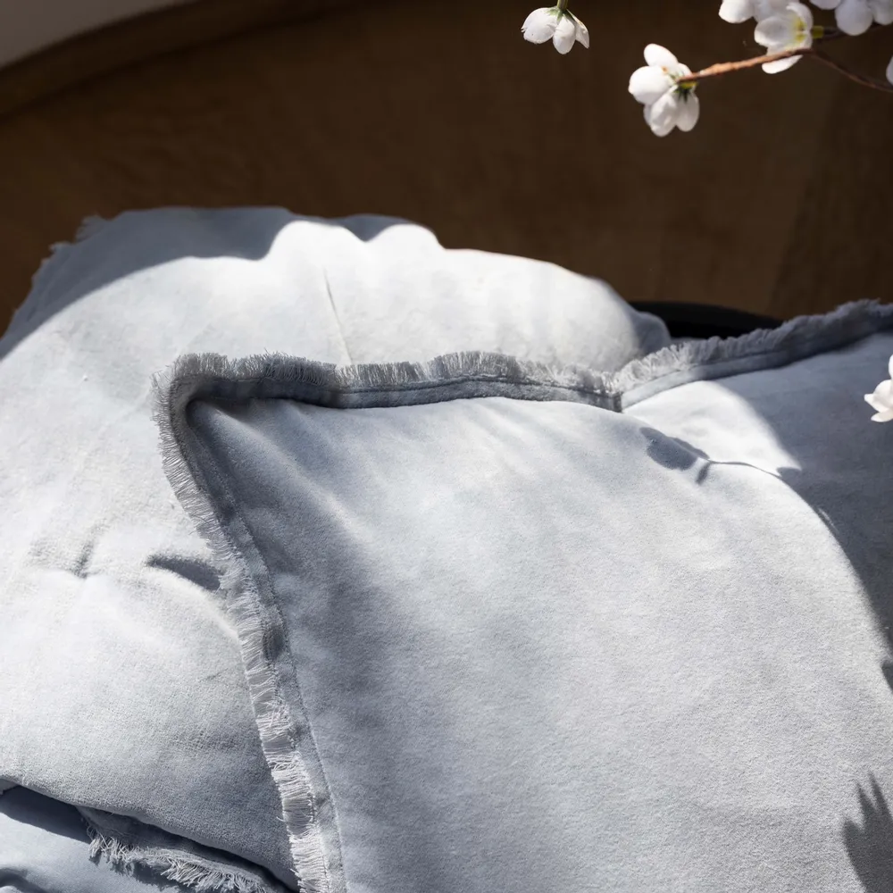 Linge de lit - Jeté uni Fara Titane 260 x 260 - MAISON VIVARAISE - SDE VIVARAISE WINKLER