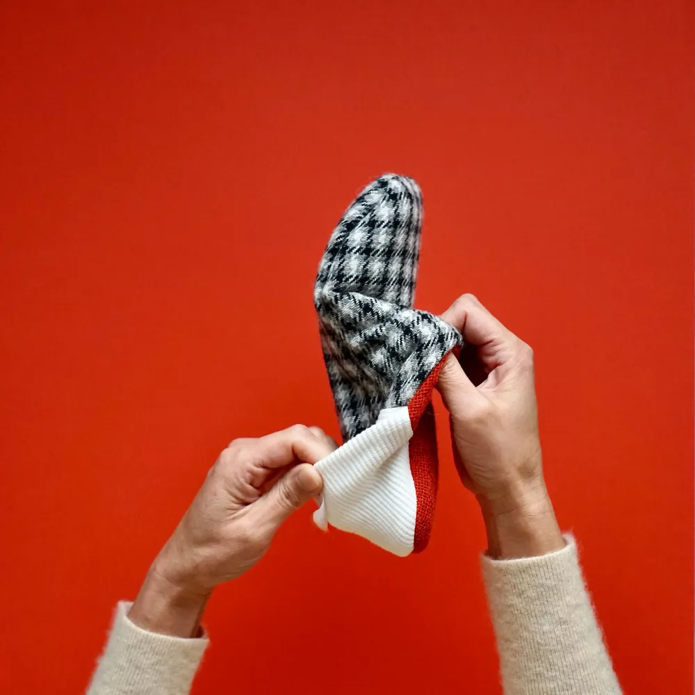 Chaussettes - JAPAN MADE Reversible room shoes / Houndstooth Check × Two Face - MERIPPA