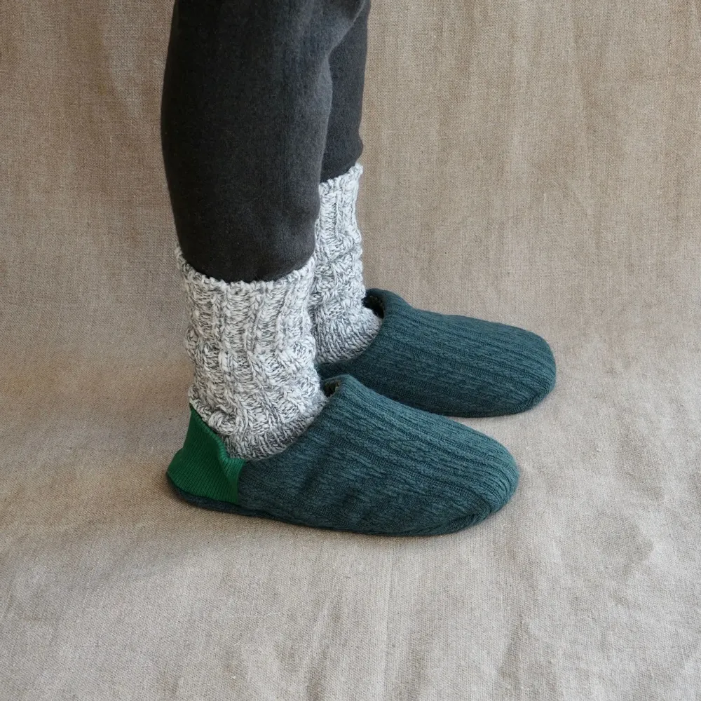 Chaussettes - JAPAN MADE Reversible room shoes / Cable Knit × Corduroy - MERIPPA