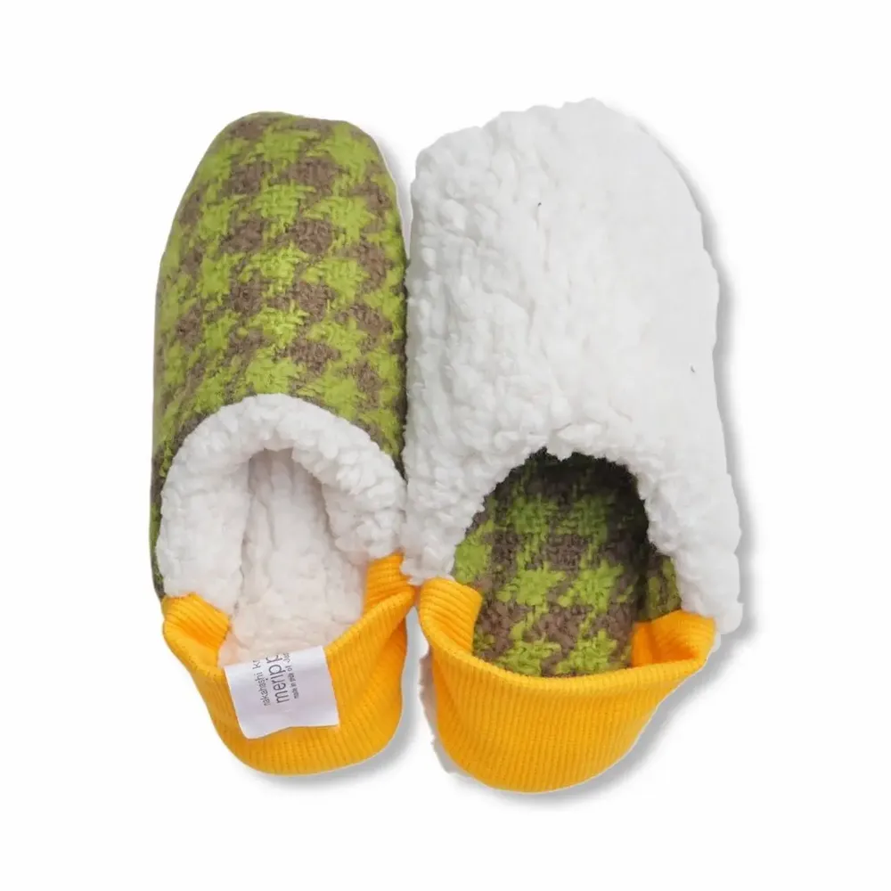 Socks - JAPAN MADE Reversible room shoes / Roving Houndstooth × Sheep Boa - MERIPPA