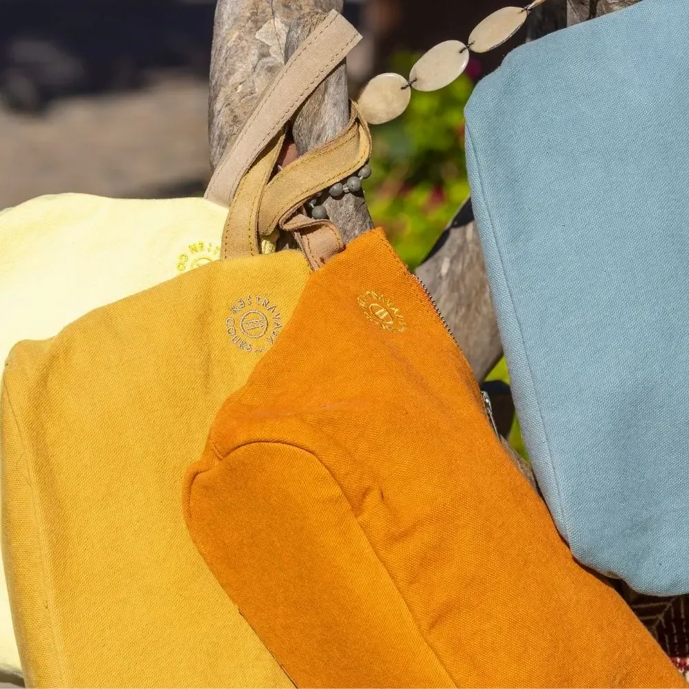 Sacs et cabas - TROUSSE - TRAVAUX EN COURS...