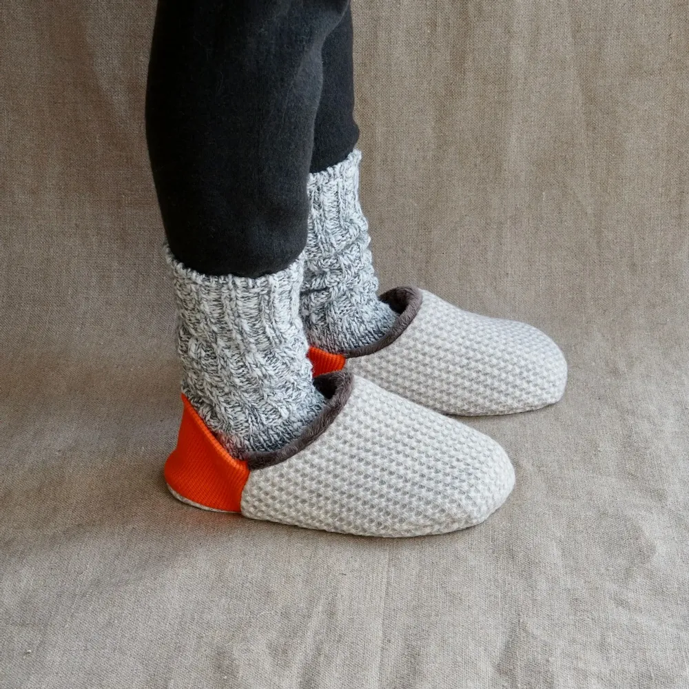 Chaussettes - JAPAN MADE Reversible room shoes / Waffle Knit × Micro Boa - MERIPPA
