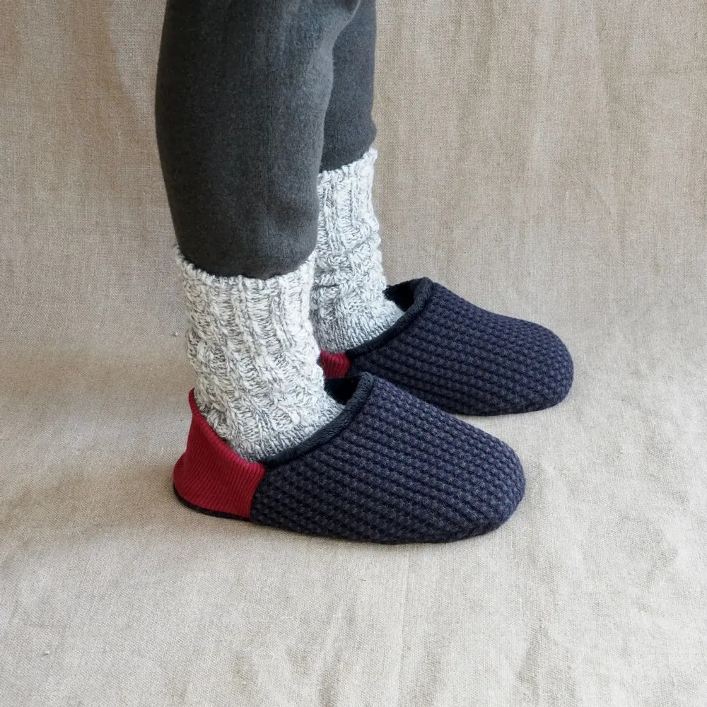 Chaussettes - JAPAN MADE Reversible room shoes / Waffle Knit × Micro Boa - MERIPPA