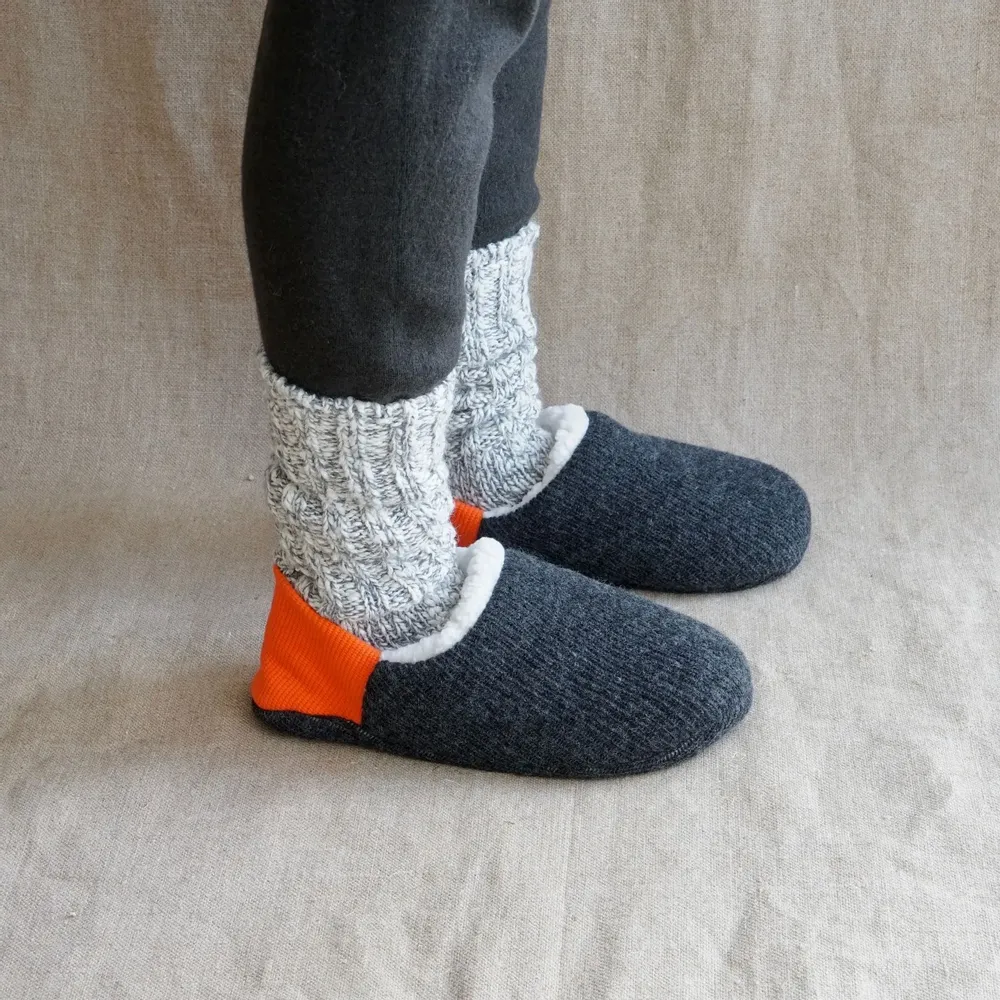 Socks - JAPAN MADE Reversible room shoes / Quarter Knit × Sheep Boa - MERIPPA
