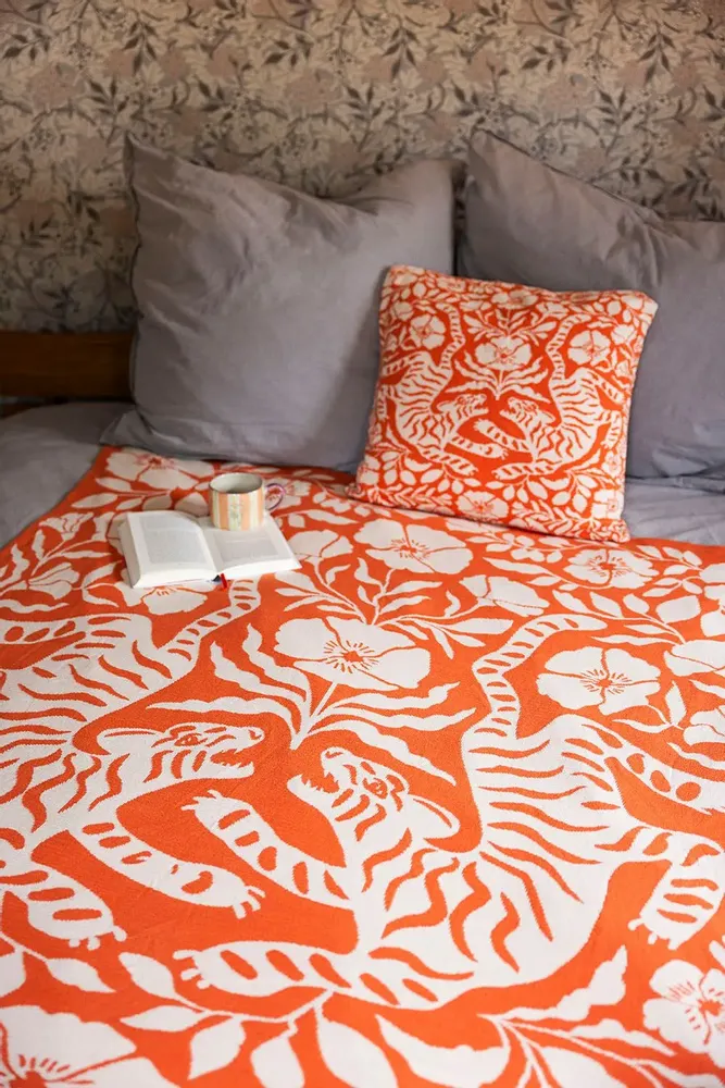 Couettes et oreillers  - Taie d'oreiller et couverture tricotée TIGRANA & LILAE FLEUR - TRANQUILLO