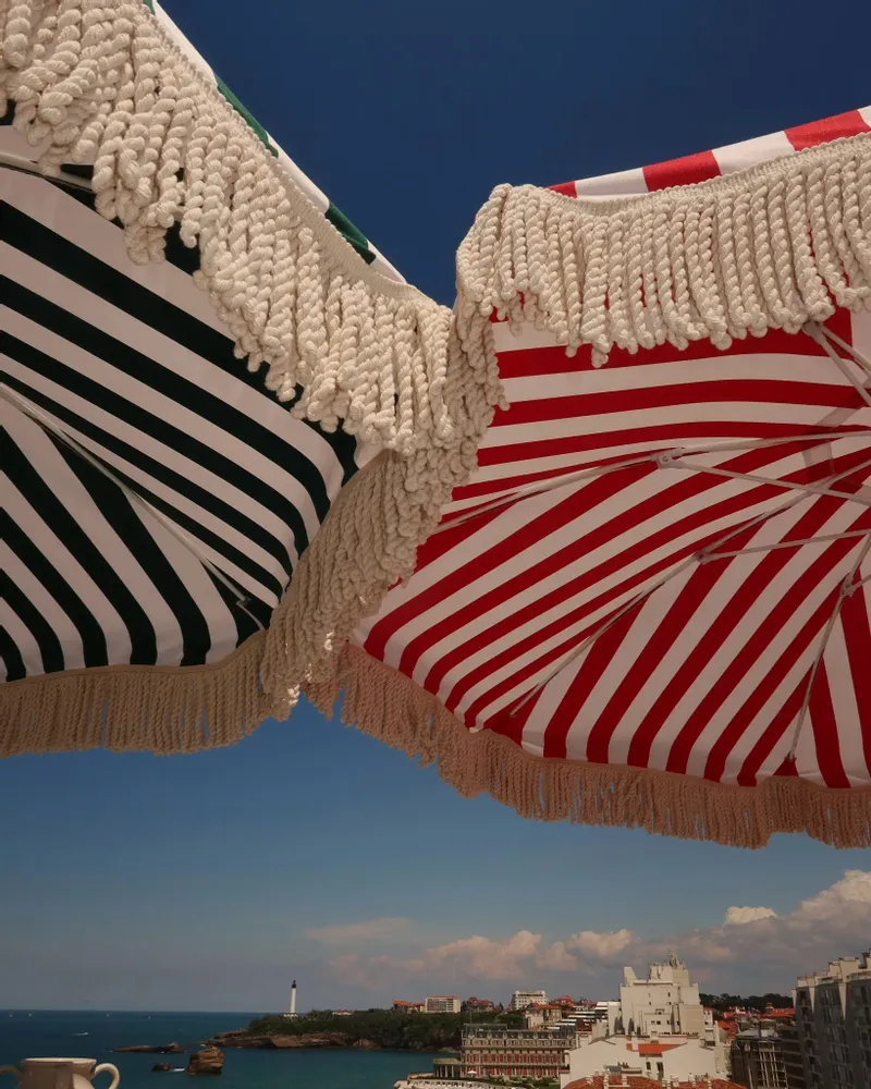 Sunshades - Fringed Parasol • Pablo - COURANT SAUVAGE