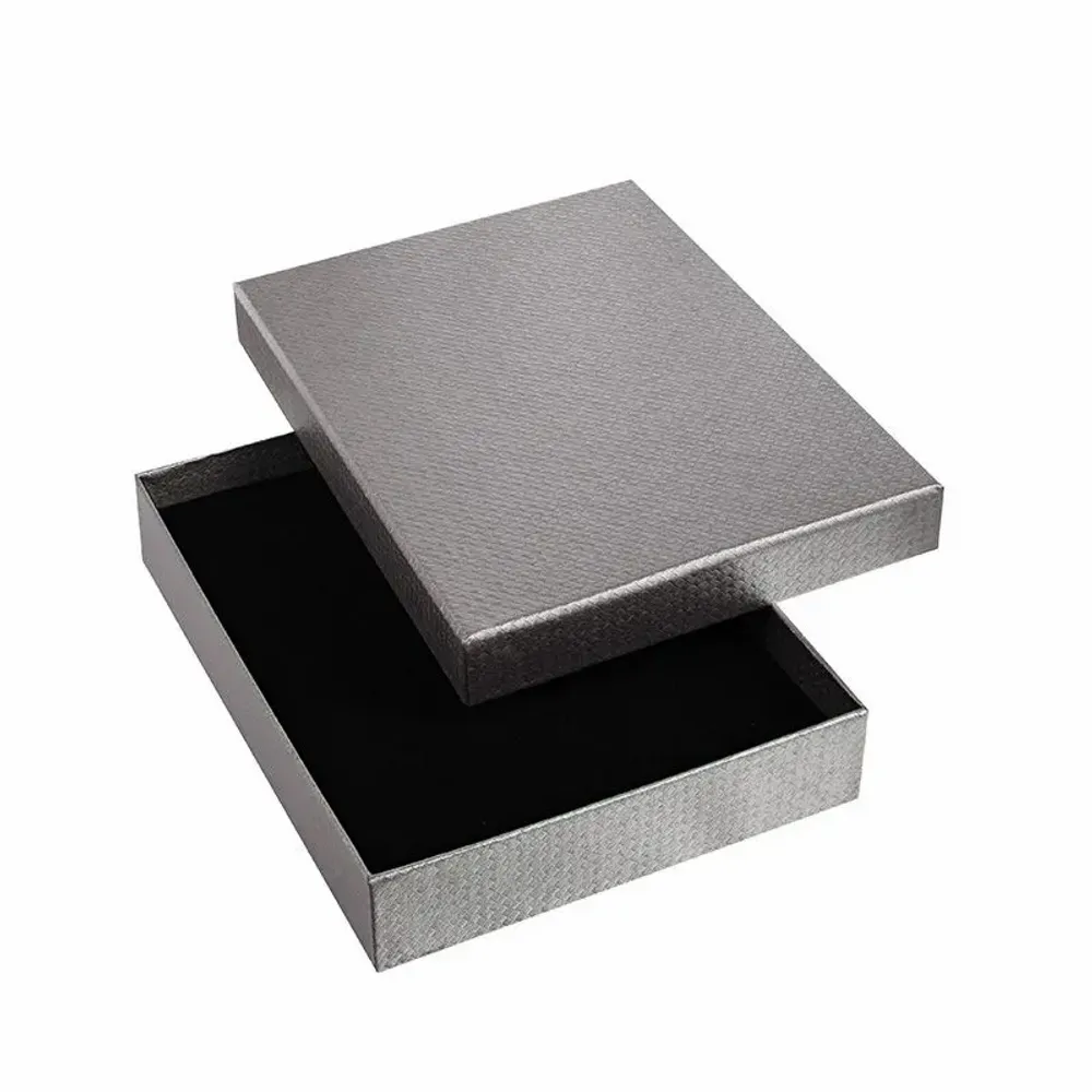 Cadeaux - Écrin collier carton aspect gaufré cannelé gris - LAVAL 1878