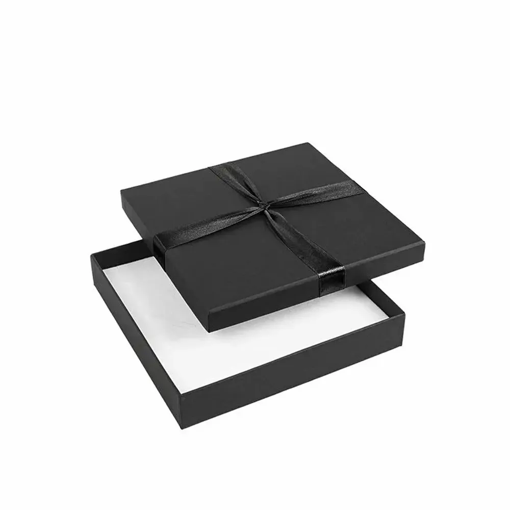 Gifts - Black cardboard necklace box, satin-look ribbon bow - LAVAL 1878