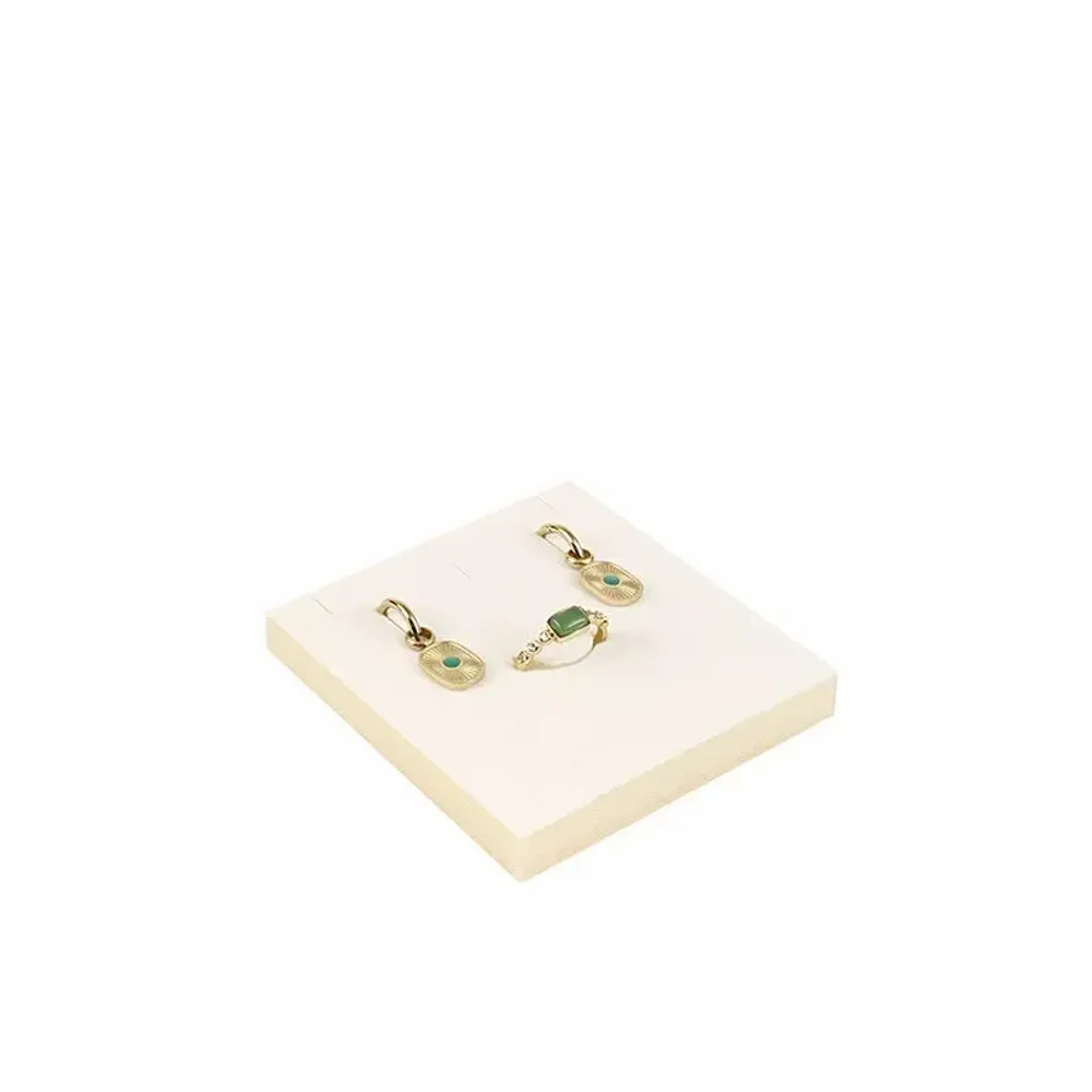 Gifts - White synthetic foam for cardboard boxes, 8 x 8cm - LAVAL 1878