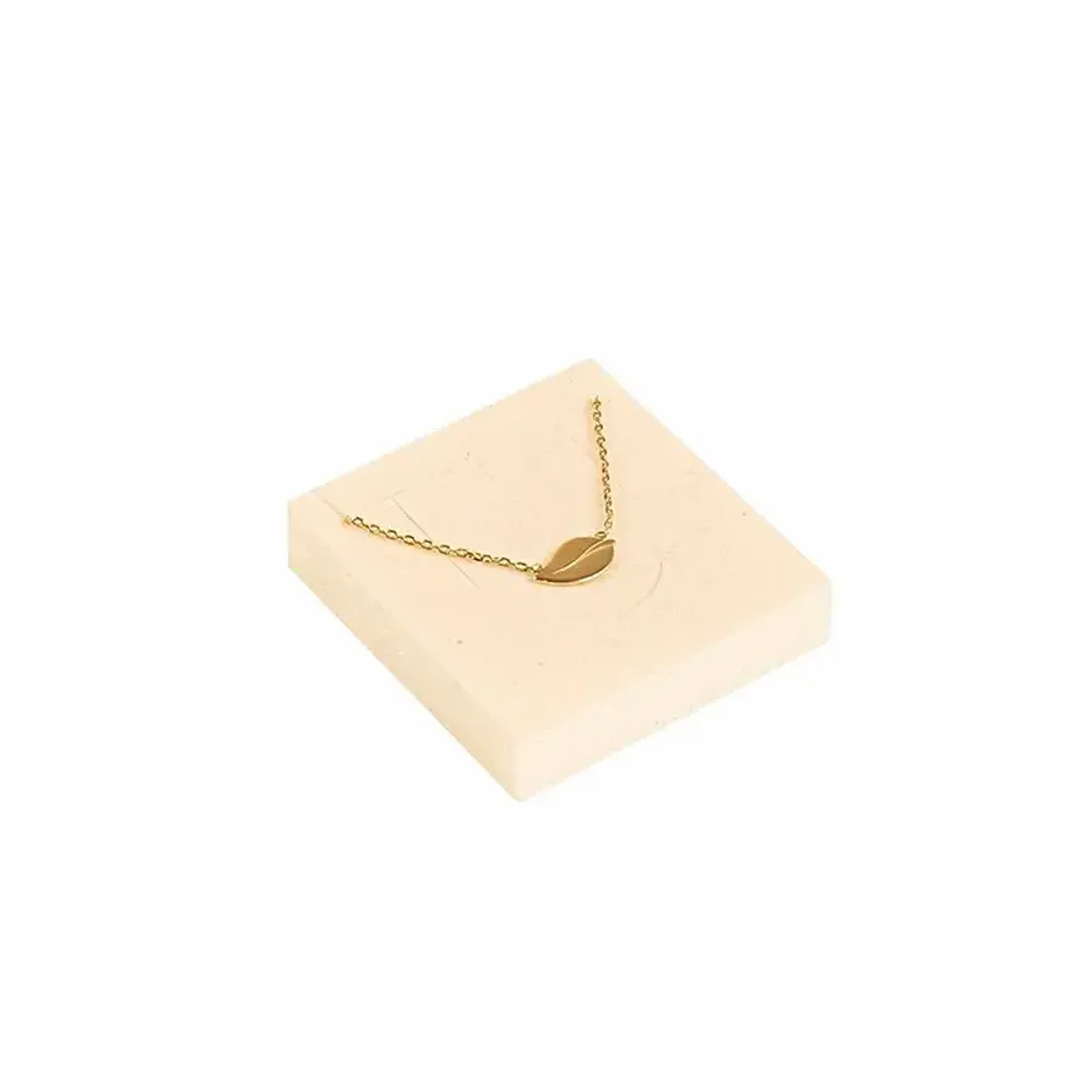 Gifts - Cream-colored synthetic foam for cardboard boxes, 6 x 6cm - LAVAL 1878