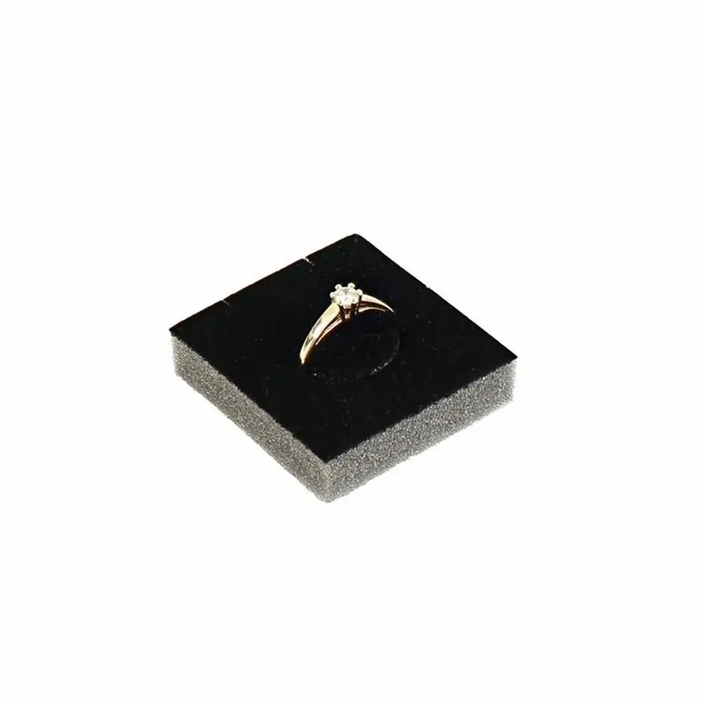 Gifts - Black synthetic foam for cardboard boxes, 5 x 5cm - LAVAL 1878