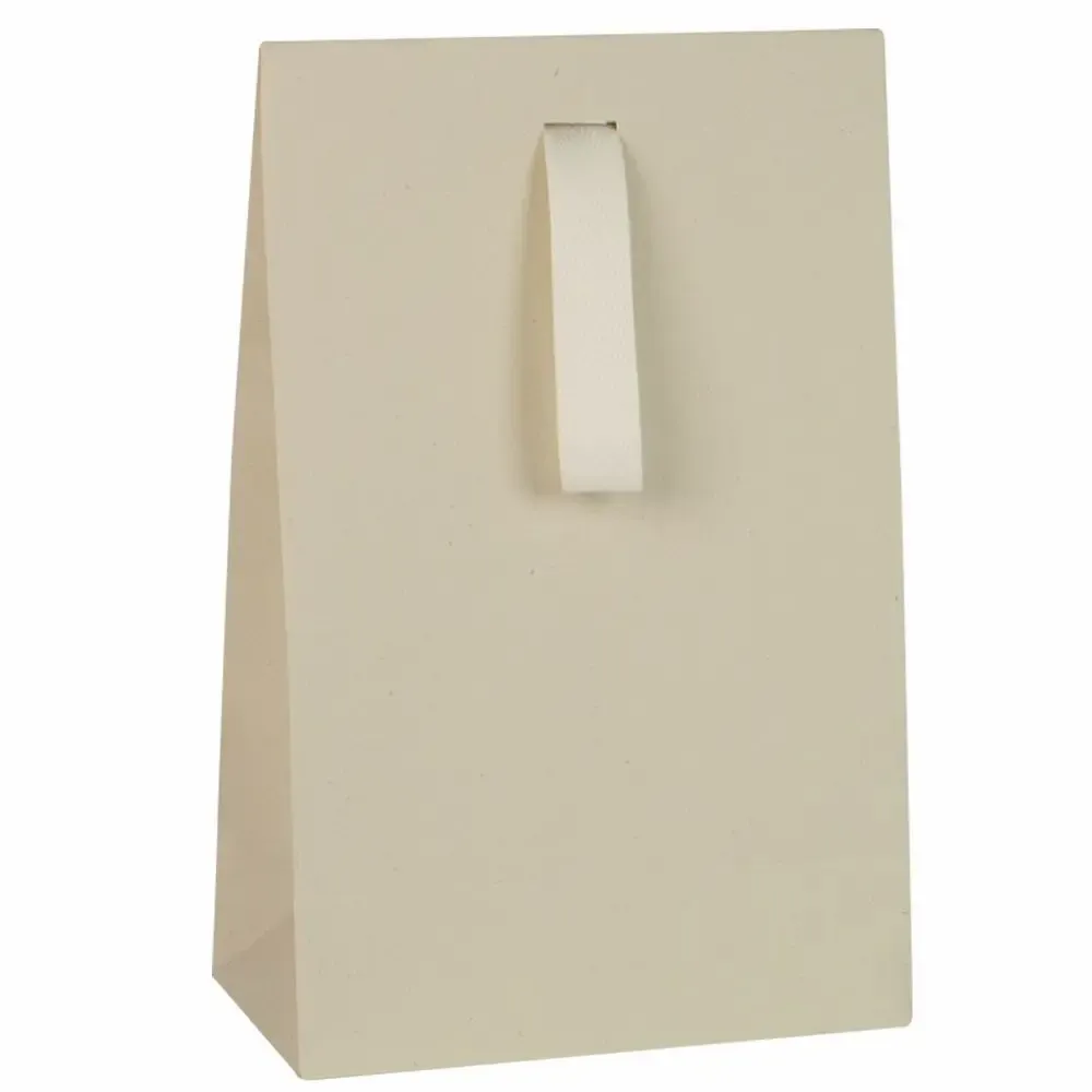 Gifts - Light natural kraft paper pouches with ecru cotton ribbon - LAVAL 1878