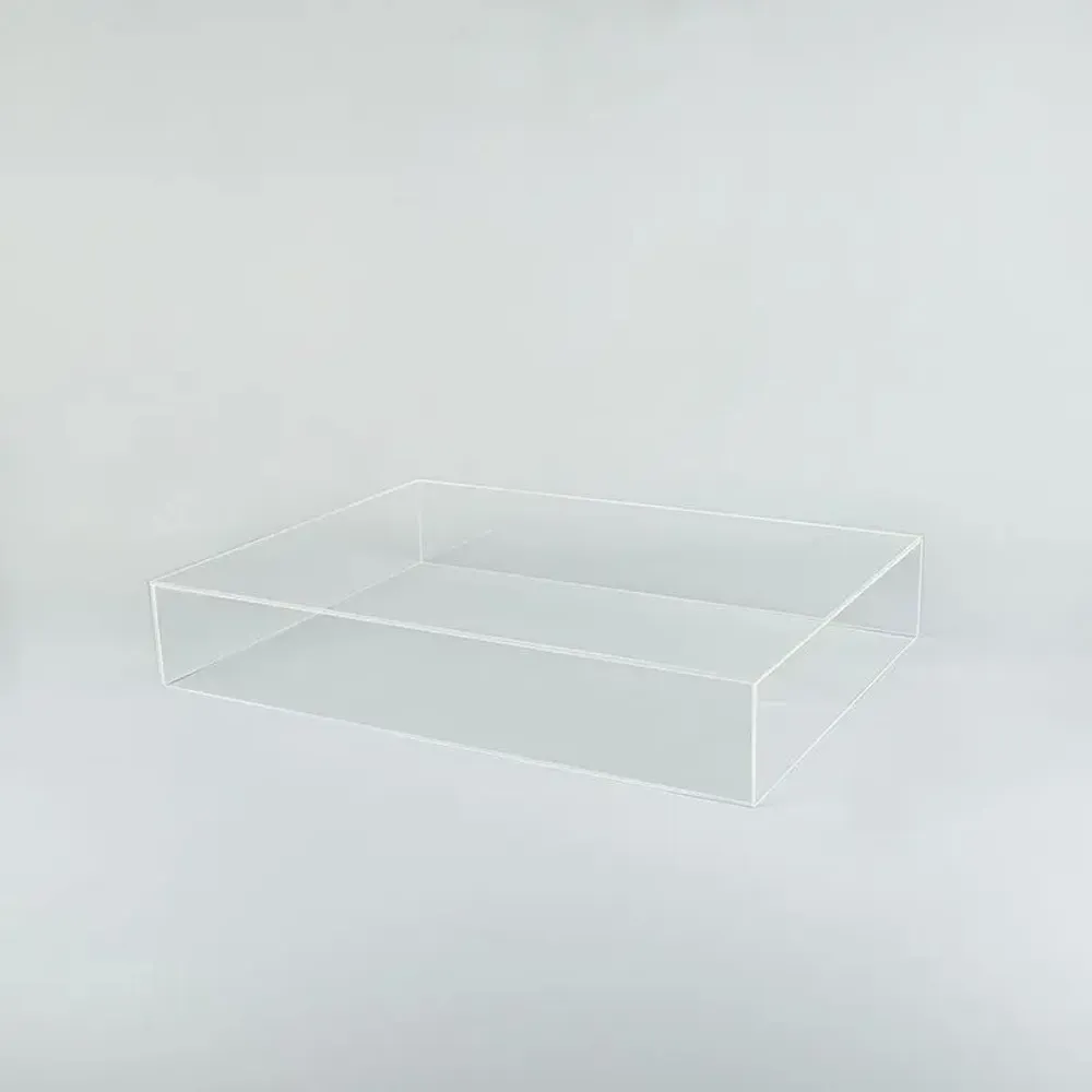 Cadeaux - Couvercle vitrine plexi 46 x 34 x H 8cm - LAVAL 1878